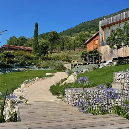 Suites & Balneo Chez L'Habitant - Vue Panoramique Sur Le Vercors Pont-en-Royans Exterior photo